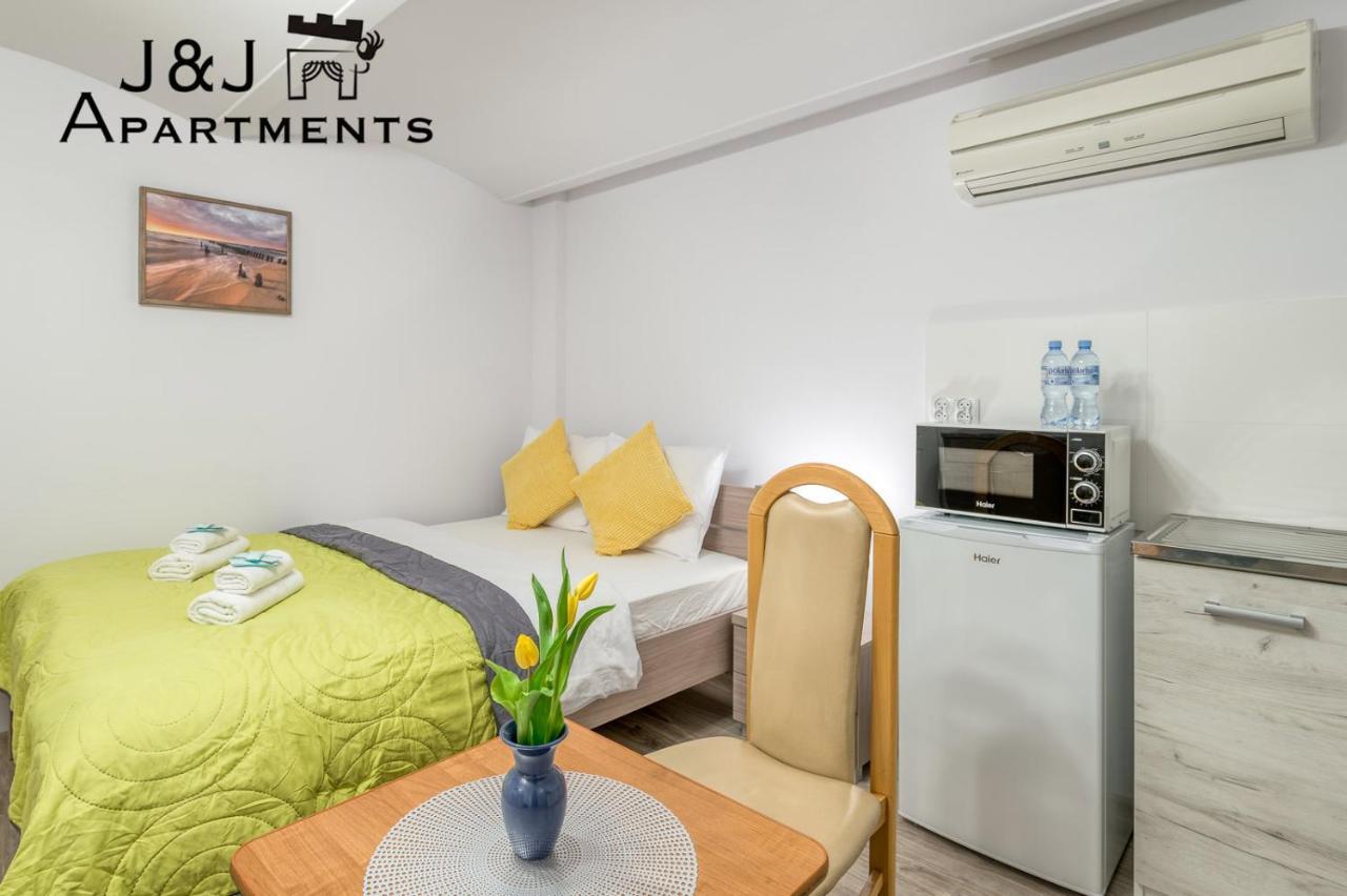 J&j Apartments, Lazienna 30 8/2